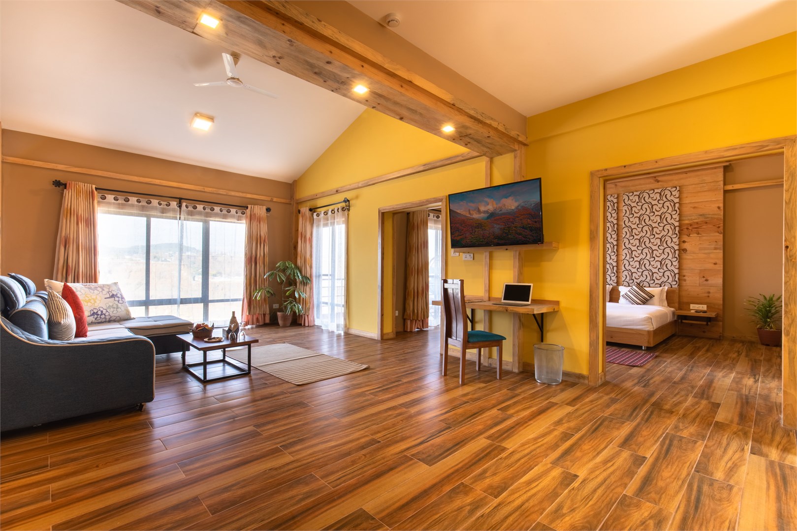 Suite Deluxe  with Himilayan view 